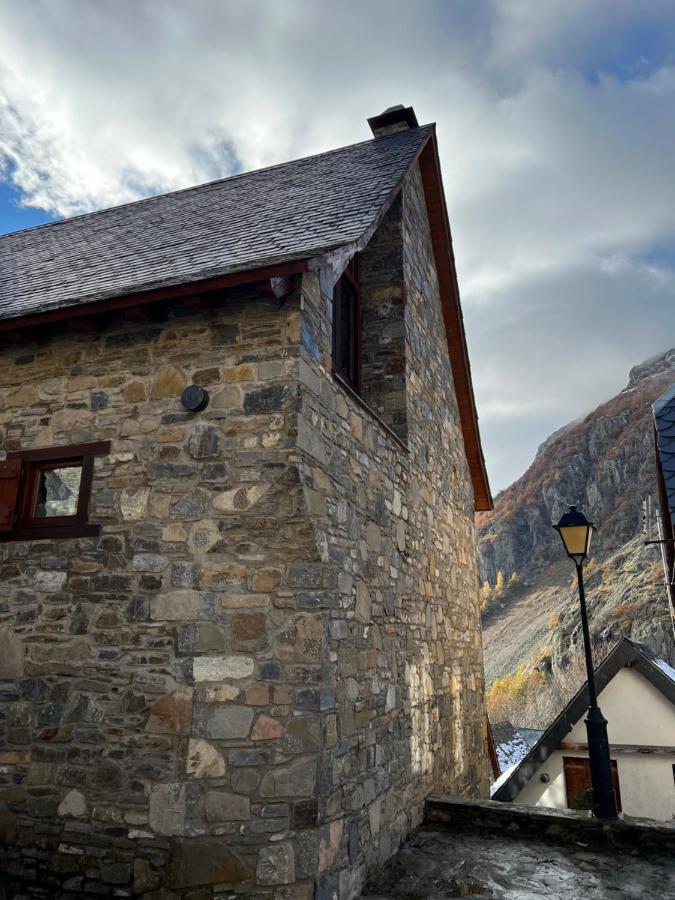Casa De Piedra Con Encanto En El Bonito Pueblo De Bagergue מראה חיצוני תמונה