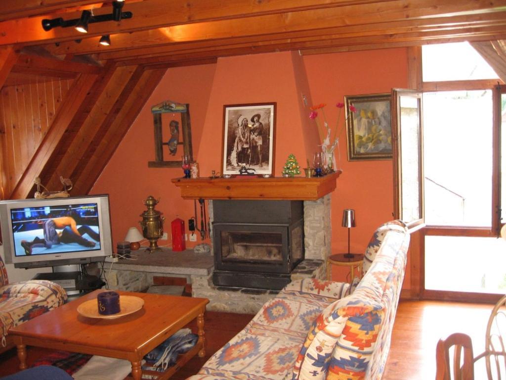 Casa De Piedra Con Encanto En El Bonito Pueblo De Bagergue מראה חיצוני תמונה