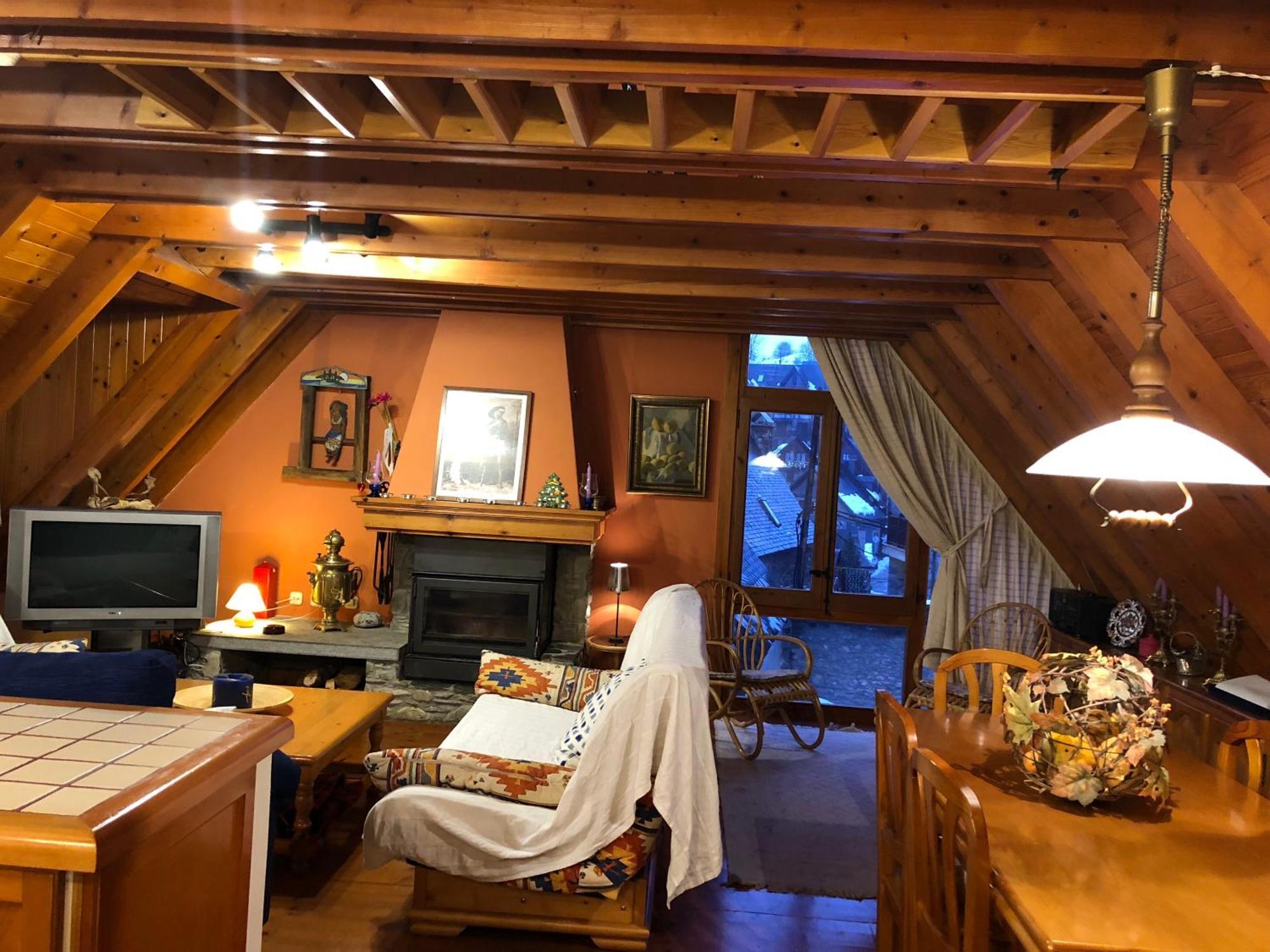 Casa De Piedra Con Encanto En El Bonito Pueblo De Bagergue מראה חיצוני תמונה