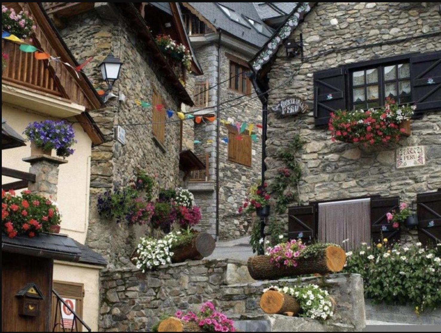 Casa De Piedra Con Encanto En El Bonito Pueblo De Bagergue מראה חיצוני תמונה